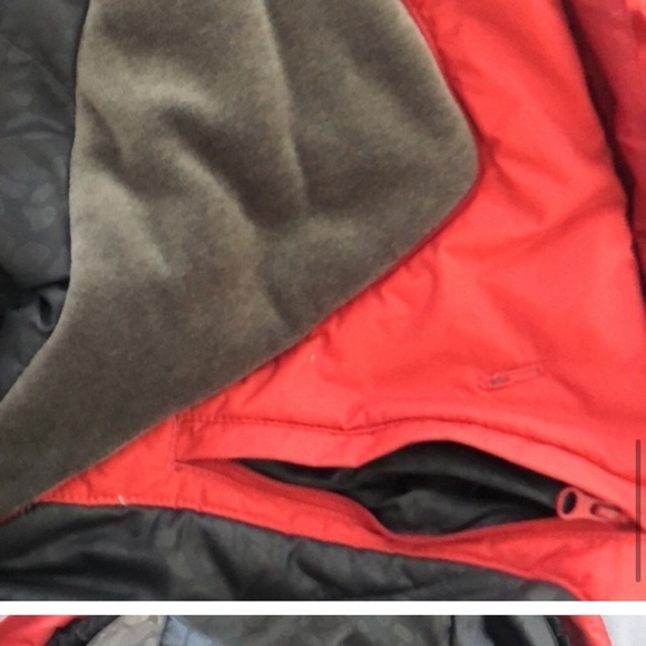 RED Women's Columbia Hooded Winter Ski Jacket  Size S/M Waterproof - Picture 12 of 14